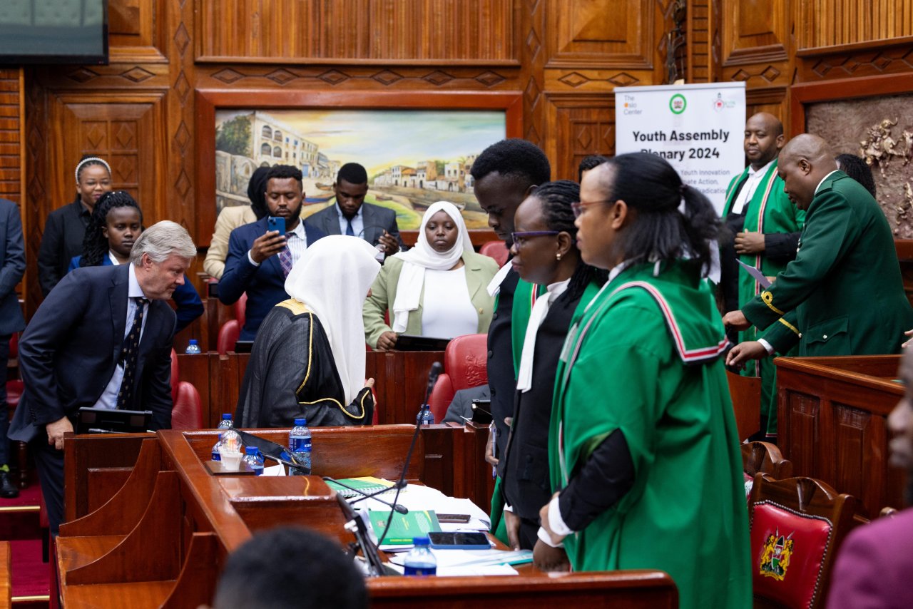 الأمين العام لرابطة العالم الإسلامي ضيفُ شرفٍ في &quot;منتدى شباب إفريقيا&quot;.. وضيفًا على برلمان الشباب في كينيا