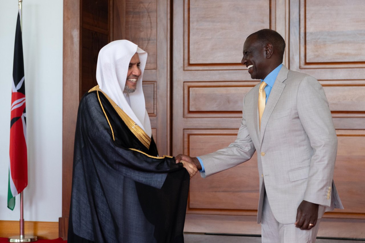 د.العيسى التقى رئيس الوزراء في مقر الحكومة بنيروبي  رئيس جمهورية كينيا يستقبل الأمين العام لرابطة العالم الإسلامي