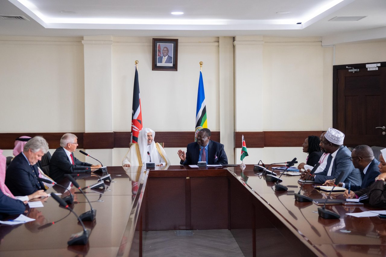 د.العيسى التقى رئيس الوزراء في مقر الحكومة بنيروبي  رئيس جمهورية كينيا يستقبل الأمين العام لرابطة العالم الإسلامي