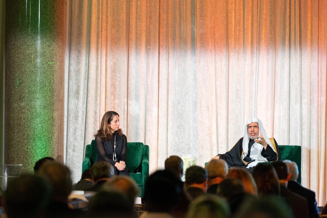 *واشنطن: د.العيسى يلتقي أعضاء بالكونغرس الأمريكي وقيادات مراكز الفكر وصناع السياسات.. ويرأس اجتماع مجلس القيادات الإسلامية في الأمريكتين*