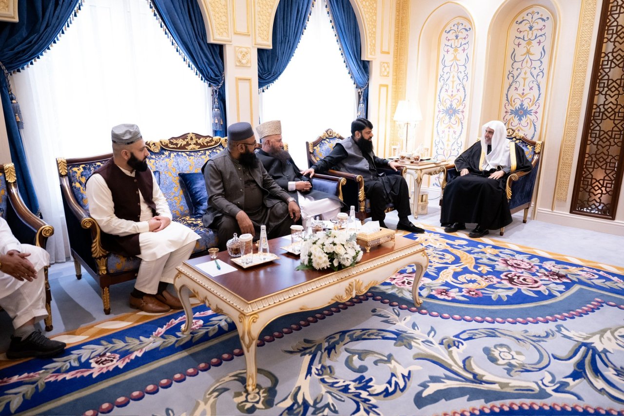 Yang Mulia Sekretaris Jenderal LMD, Ketua Organisasi Ulama Muslim, Syekh Dr. Mohammed Alissa  , menerima kunjungan Yang Mulia Ketua Asosiasi Ahle Hadith Pakistan