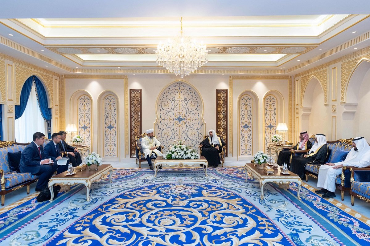 Sekjen LMD, Syekh Dr.Mhmd Alissa , menerima Mufti Nauryzbai kazhy Taganuly, Ketua Administrasi Agama Muslim Kazakhstan &amp; Mufti Agung, yang didampingi Tuan Berik Aryn, Duta Besar Kazakhstan untuk Kerajaan Arab Saudi.