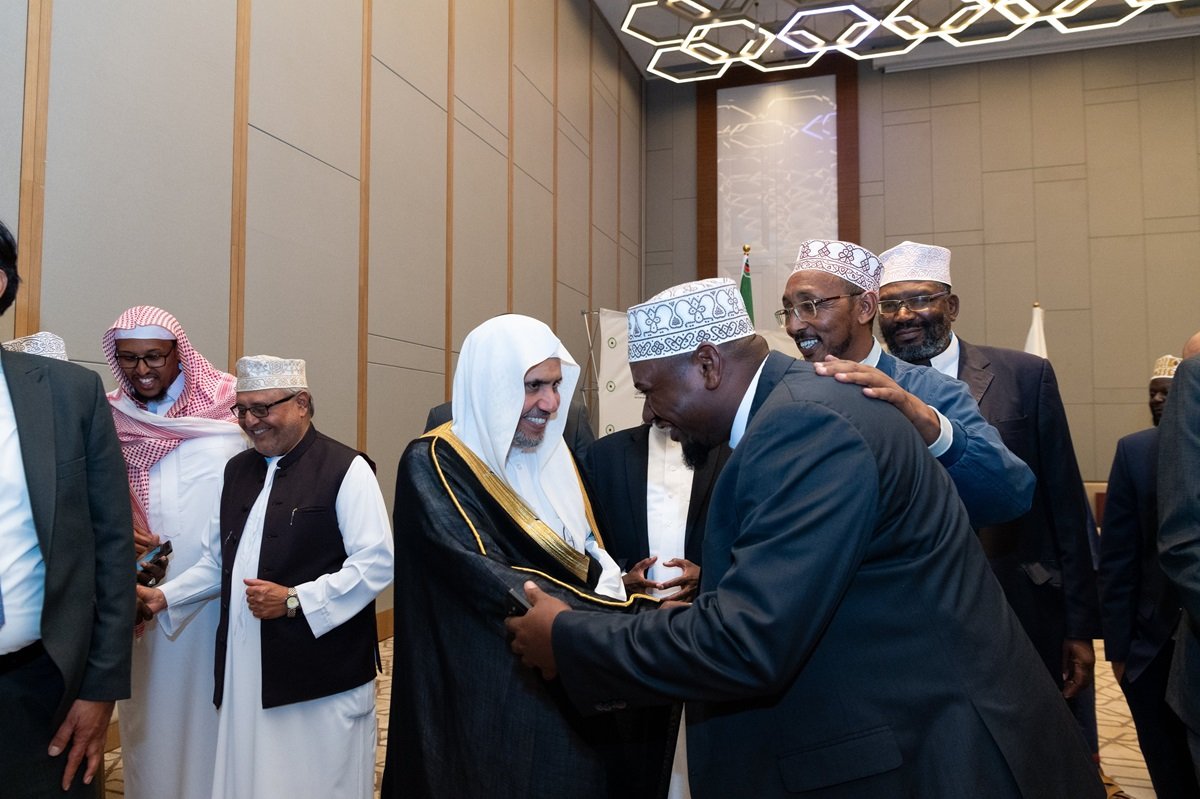 سیکرٹری جنرل رابطہ اور چیئرمین مسلم علماء کونسل عزت مآب شیخ ڈاکٹر محمد العیسی نے رابطہ اور کینیا کے مسلمانوں کی سپریم کونسل کے درمیان ایک معاہدے پر دستخط کی تقریب میں شرکت کی۔