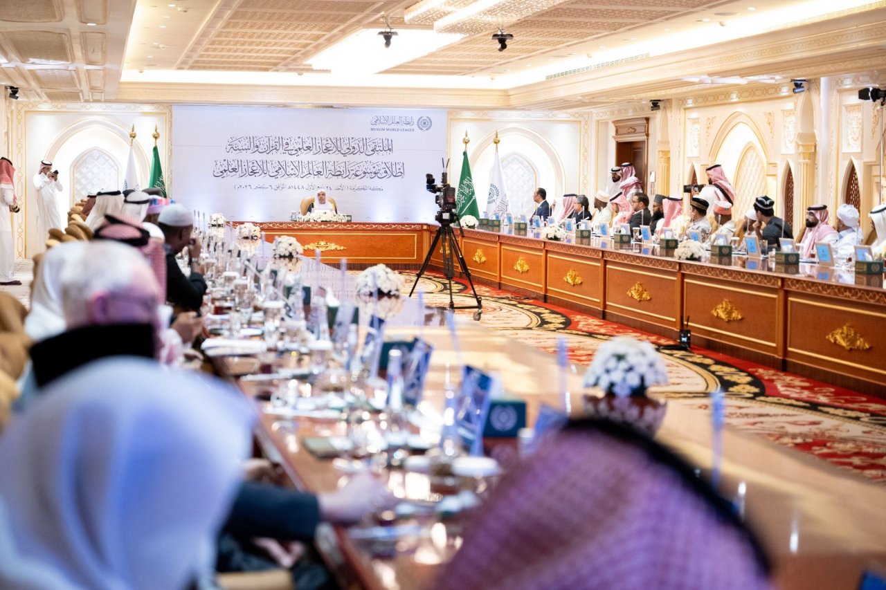 افتتح معالي الأمين العام، رئيسُ هيئة علماء المسلمين، فضيلةُ الشيخ د. محمد العيسى، أعمالَ "الملتقى الدولي للإعجاز العلمي في القرآن والسُّنّة".