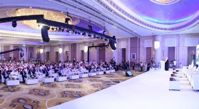 معالي الأمين العام مخاطباً المؤتمر العالميّ لـ منتدى تعزيز السلم في أبوظبي