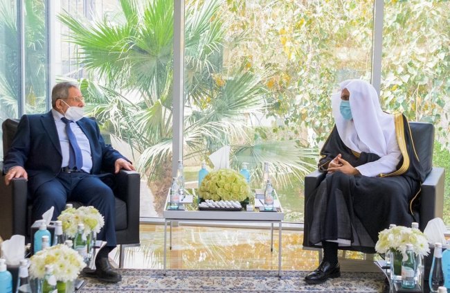 HE Dr. Mohammad Alissa welcomed the Honorable President of the Islamic Commission in Spain, Dr. Aiman Adlbi