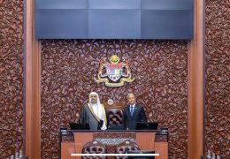A Kuala Lumpur, Azhar Azizan le président du Parlement malaisien reçoit  Mohammad Alissa