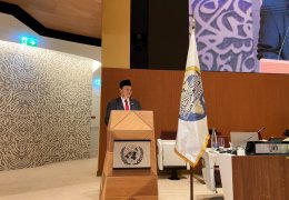 HE Dr. Muhammad Hidayat Nur Wahid, Vice Chairman of the Shura Council of Indonesia asks that we inspire ourselves by the principals of the UN and remember that as 1/3 of the world's population, young people are the future of humanity.