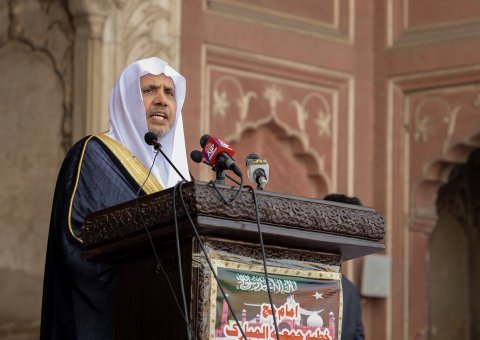Dr. Al-Issa delivered the sermon of Friday prayer at Pakistan’s largest mosques: