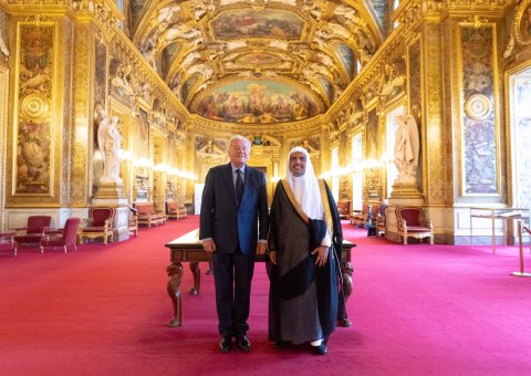فرانسیسی امورِ خارجہ ودفاع کی سینٹ کمیٹی کے صدر نے شیخ ڈاکٹر محمد العیسی سے ملاقات کے دوران اپنے خیالات کا اظہار کرتے ہوئے کہاکہ