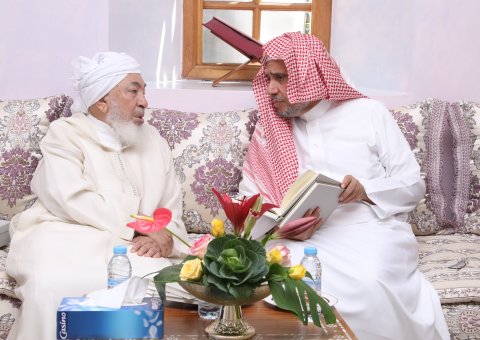 His Excellency Sheikh Dr. Muhammad Al-Issa, the Secretary-General of the MWL and Chairman of the Organization of Muslim Scholars, makes a brotherly visit to His Excellency Sheikh Abdallah bin Bayyah, the Chairman of the Emirates Fatwa Council