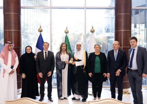 Le Secrétaire Général, cheikh Mohammed Al-Issa , a rencontré cet après-midi,  à Riyad, une délégation parlementaire française