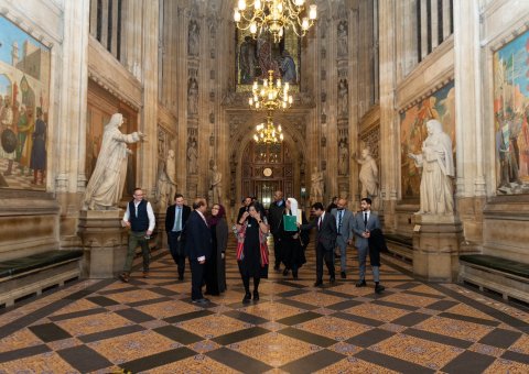 Pour la deuxième fois durant cette visite en GB Mohammad Alissa est invité par le parlement britannique à tenir une conférence.