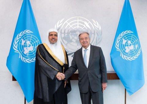 The Secretary-General of the United Nations receives Sheikh Al-Issa and affirms his full support for the efforts of the League