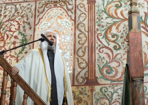 البانیہ کے دار الحکومت تیرانا کی تاریخی جامع مسجد کے منبر سے: عزت مآب شیخ ڈاکٹر محمد العیسی آج 6 شعبان کو خطبۂ جمعہ سے خطاب کررہے ہیں