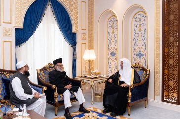 His Excellency Sheikh Dr. MohammedAl-Issa, Secretary-General of the MWL and Chairman of the Organization of Muslim Scholars, met with His Eminence Sheikh Ahmed Bukhari, the Grand Imam of Jama Masjid in New Delhi