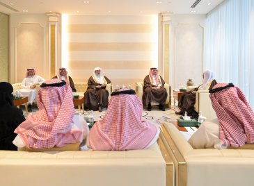 Le Secrétaire général, cheikh Mohammed Al-Issa , a reçu aujourd’hui le président de l’Université Al-Majmaah, président du Conseil d’administration du Centre CIFAL d’Arabie saoudite, le professeur Saleh bin Abdullah Al-Mezel
