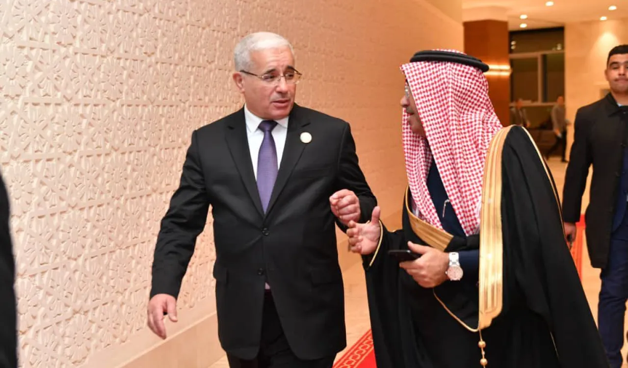 Atas nama Sekjen LMD Syekh Dr.Mhmd Alissa. Wakil Sekretaris untuk Hubungan & Komunikasi Internasional, Dr. Mohammed Al-Majdouie, mewakili LMD pada pembukaan sesi ke-17 Konferensi Persatuan Dewan Negara Anggota OKI di Aljazair, yang di bawah naungan Presiden Aljazair. Di sela-sela konferensi, Dr. Al-Majdouie bertemu dengan Yang Mulia Ketua Majelis Rakyat Nasional (Parlemen) Aljazair, Tuan Ibrahim Bougali, yang sangat menghargai upaya Yang Mulia Dr.  Mhmd Alissa dalam mempromosikan kerukunan dan perdamaian du