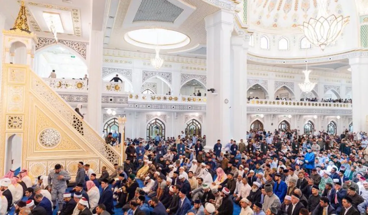 According to the Charter of Makkah, Islamophobia stems from a fundamental failure to understand the true Islam. The Muslim World League's initiatives show Islam's true principles through dialogue & action.