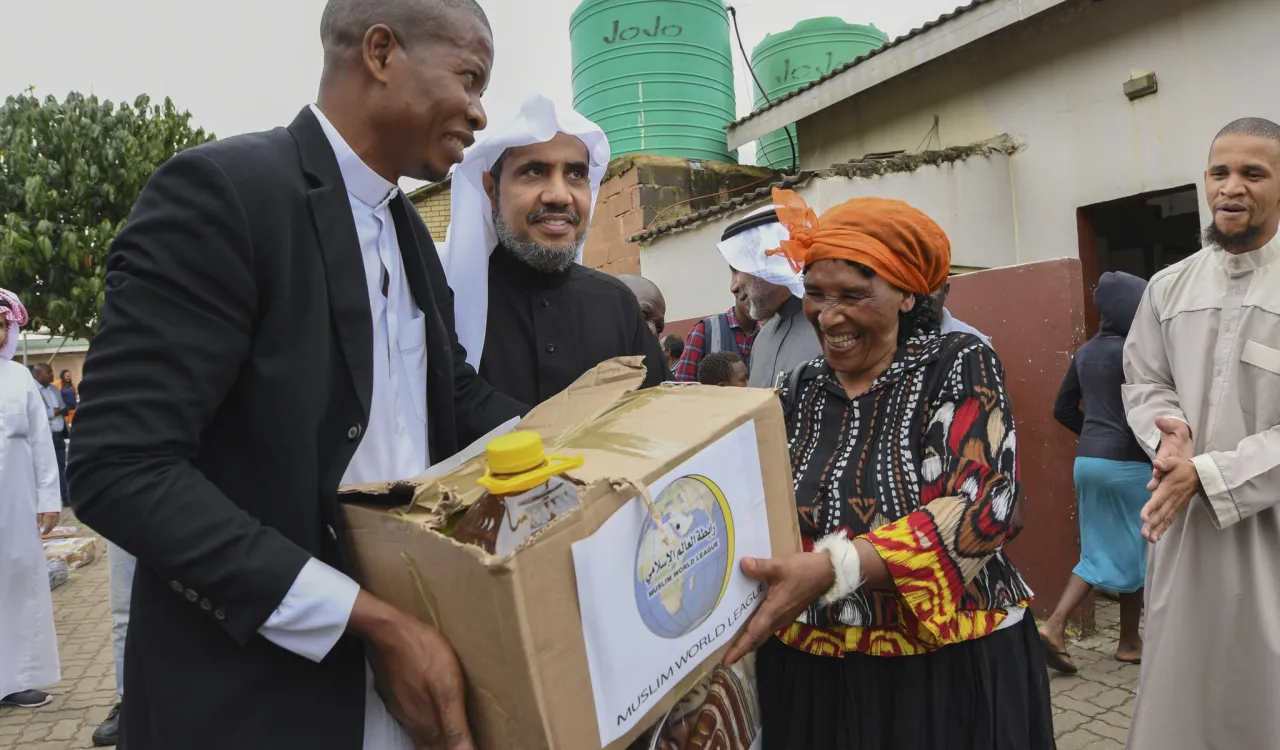 L’action humanitaire de la LIM vise à fournir une aide alimentaire urgente et efficace aux victimes de catastrophes d'origine naturelle ou humaine et aux communautés en voie de développement. Notre équipe s’engage fortement dans le développement et le secours des populations.