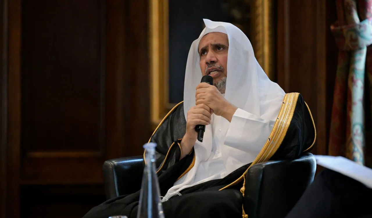 L’Institut Henry Jackson au Royaume-Uni organise un dialogue avec le Secrétaire général de la Ligue islamique mondiale.