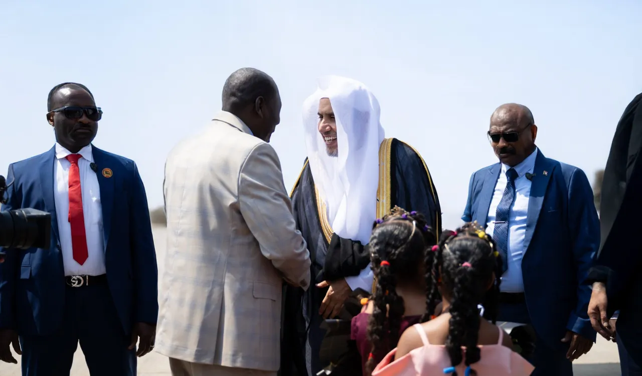 وصل معالي الأمين العام، رئيس هيئة علماء المسلمين، الشيخ د.⁧‫محمد العيسى‬⁩ ‬⁩ إلى جمهورية السودان