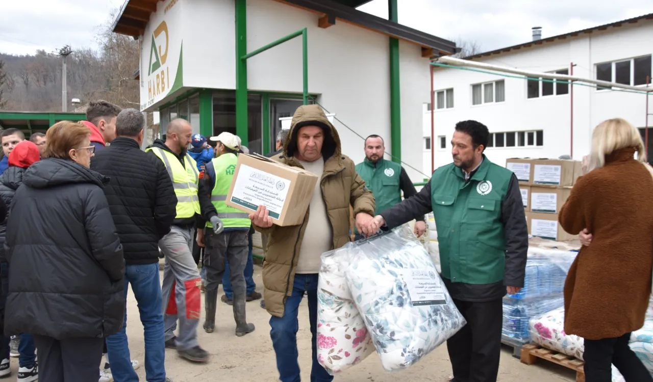Aide d’urgence en Bosnie-Herzégovine :   La Ligueislamiquemondiale a lancé un programme d’aide d’urgence pour atténuer les effets des inondations