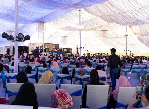 The Secretary-General of the MWL lectures at Universities of Ashrafia Islamic and Management and Technology