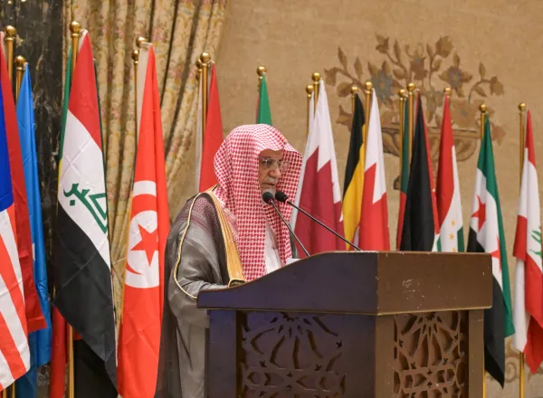 لقطات من مشاركة معالي الأمين العام، رئيس هيئة علماء المسلمين، الشيخ د.⁧‫محمد العيسى‬⁩ ‬⁩، بصفته ضيف الشرف، في افتتاح ندوة "دَور القيادات الدينية في مواجهة العنف ضد المرأة"