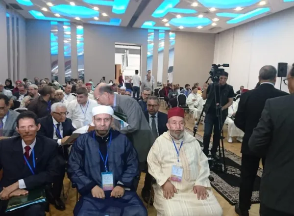 Sous l’égide du Roi du Maroc Mohamed 6, le congrès de L’OMSM affiliée à la Ligue en partenariat avec la LMM, à débuté sous le titre «Désarticulation du discours extrémiste» où le SG est représenté par le D. Al-Zaid avec la présence de D. Al-Chahrani