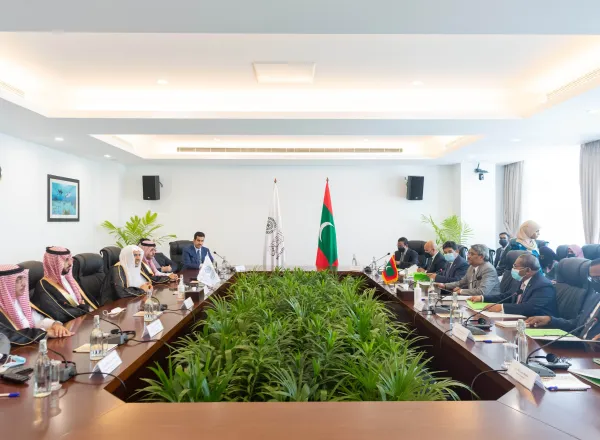 His Excellency Dr. Mohammad Alissa joined the Minister of Foreign Affairs of the Republic of Maldives, His Excellency Mr. Ahmed Khaleel