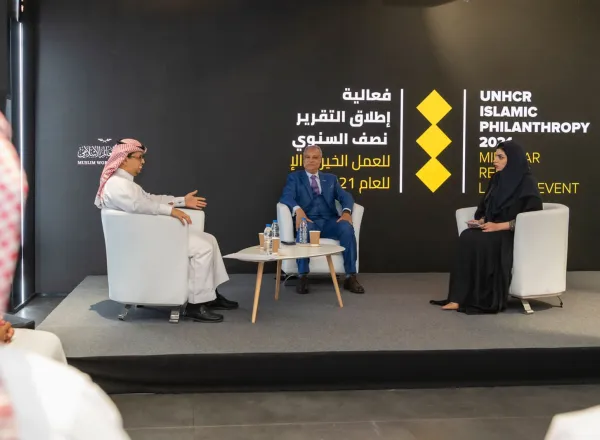 Avec la collaboration l’UNCHR le rapport semestriel sur l’œuvre caritative islamique de 2021 a été lancé au pavillon de la LIM à l’Expo 2020 Dubaï.