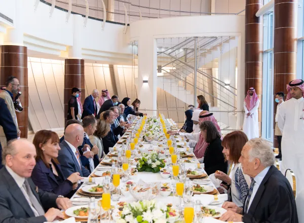 Mohammad Alissa a reçu  à Riyad Mr Satloff  président de l’institut Washington avec des membres afin de traiter de coopération