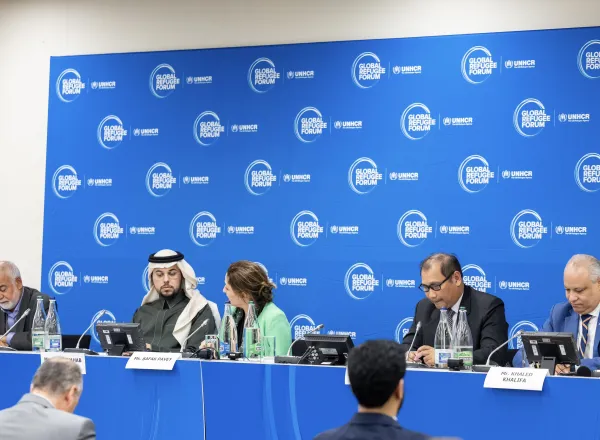 Yang Mulia Asisten Sekretaris Jenderal untuk untuk Komunikasi Korporat, Tuan Abdulwahab Al-Shehri, menyampaikan pidato LMD pada dialog organisasi di Forum Pengungsi Global, yang diadakan di Jenewa, di hadapan lebih dari seribu tokoh internasional