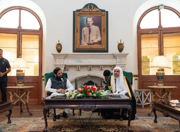 The Secretary General of the MWL meets Pakistan Senate speaker, the Governor of Punjab Province and the Prime Minister.