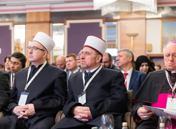 The Muslim World League brought together political, religious, academic, and cultural leaders in Croatia