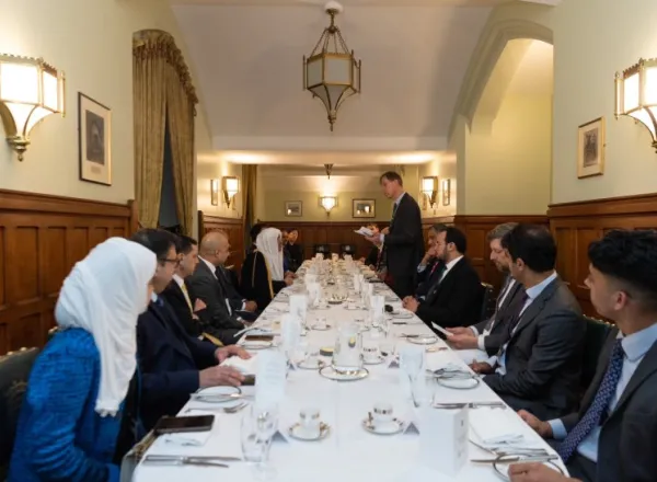 During his visit to the United Kingdom to chair the Conference of Leaders of Muslims European Communities in London .. Dr. Al-Issa visited the UK Parliament, the Foreign Office and the Defense Ministry