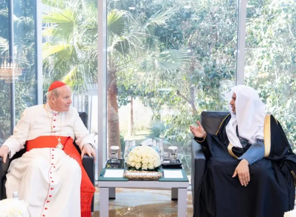 Il visite Riyad sur invitation de la LIM: Mohammad Alissa célèbre l’invité de la LIM l’Archevêque de Vienne Christophe Schönborn