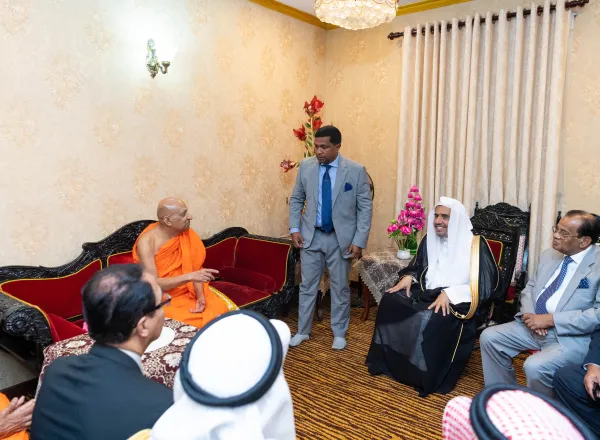 While in Sri Lanka, HE Dr. Mohammad Alissa exchanged ideas on how to bolster interfaith cooperation.