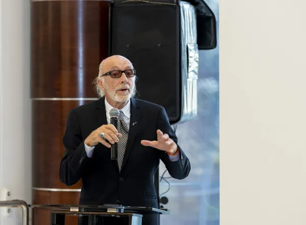 Dr. Muhammad Al-Issa celebrates the International Day of Peace