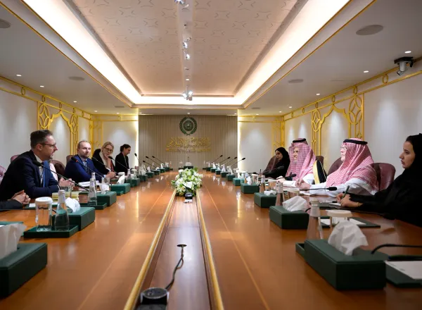 Sekretaris Jenderal Liga Muslim Dunia bertemu dengan delegasi para tokoh intelektual Jerman dari berbagai pusat penelitian dan pemikiran