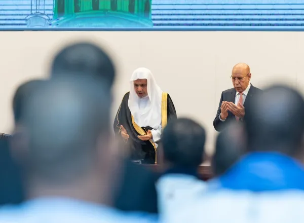 أقرَّه كبارُ مفتي وعلماء (٥٥) دولة في ختام مؤتمر الرابطة الذي دشنه الرئيس الموريتاني والشيخ العيسى