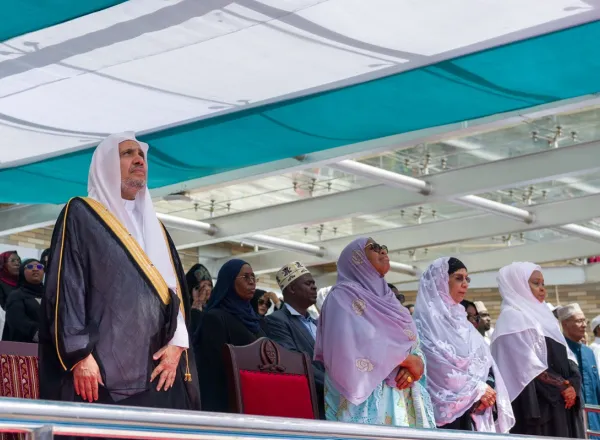 Acara pertemuan Al-Qur'an terbesar di benua Afrika untuk menghormati "para hafizah Al-Qur'an"