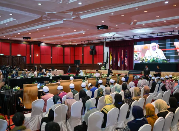 Une plateforme fédératrice de la voix des oulémas d’Asie du Sud-Est sur leurs grandes causes, Le Conseil des oulémas d’Asie du Sud-Est, placé sous l’égide de la Ligue islamique mondiale, a affirmé, lors de son troisième forum tenu dans la Kuala Lumpur: