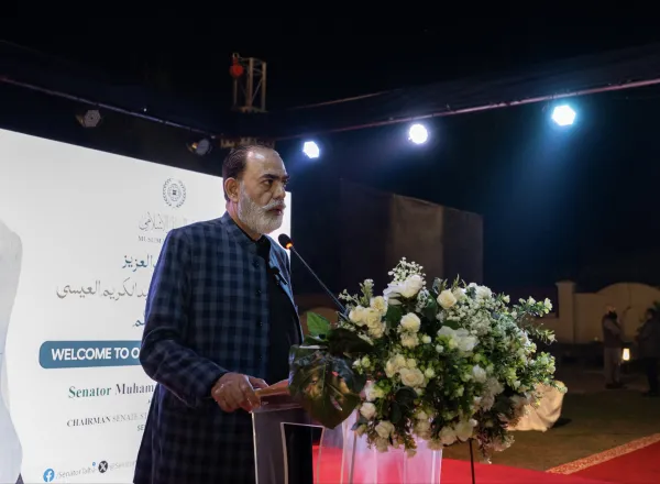 M. Muhammad Talha Mahmood, Président de la Commission de la Défense au Sénat du Pakistan, a organisé un dîner en l’honneur du Secrétaire général de la Ligue islamique mondiale, Président de l’Organisation des savants musulmans, cheikh Mohammed Alissa