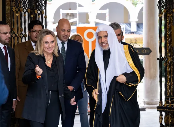 cheikh Mohammed Alissa a rencontré, Mme María Francisca Carazo Villalonga