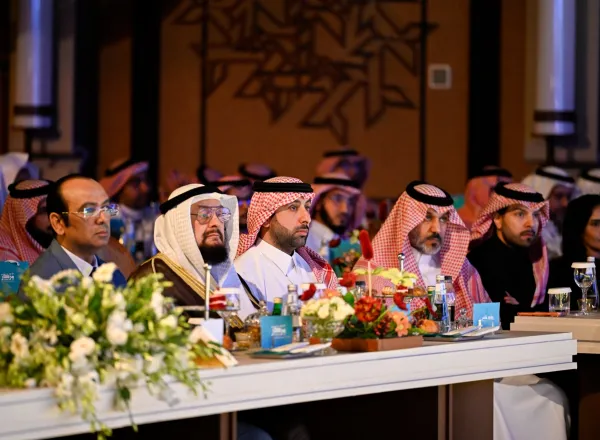 Le « Markaz Al-Balad Al-Amin » a accueilli le Secrétaire général, cheikh Mohammed Al-Issa lors d’une table ronde consacrée à «La formation de la personnalité islamique»