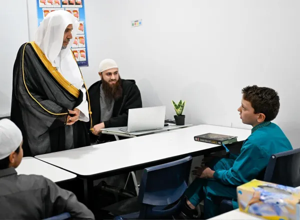 En présence de plusieurs ministres fédéraux et locaux ainsi que de membres du Parlement : La Fédération des musulmans d’Australie célèbre la visite du Secrétaire général de la Ligue islamique mondiale
