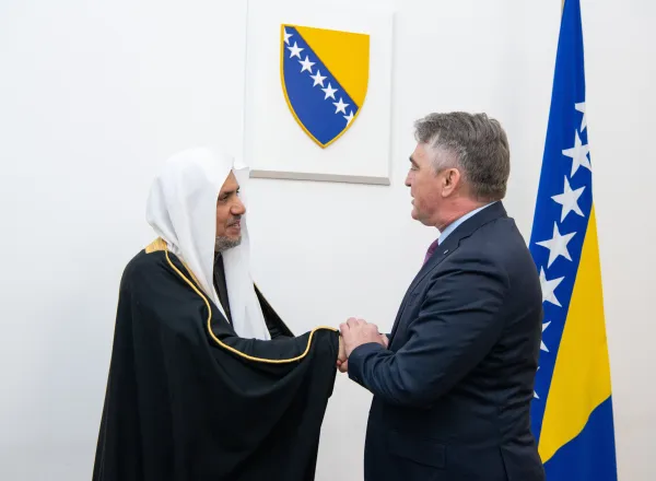 El Secretario General llega a Bosnia para conferencia regional de paz y coexistencia en los Balcanes.