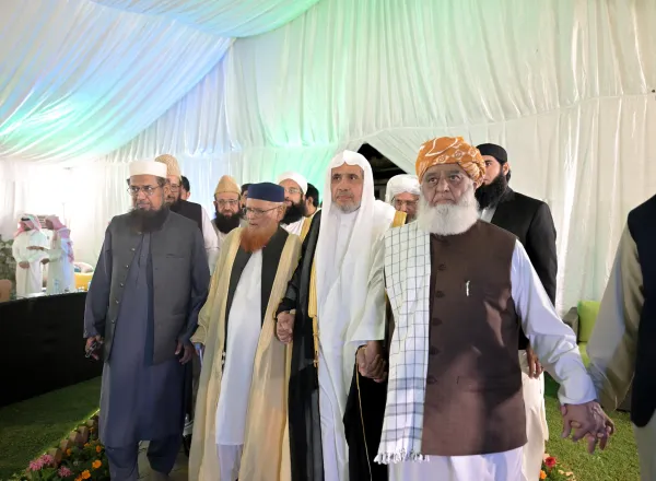 Le Secrétaire général, cheikh Mohammed Alissa a inauguré le 3ème Forum des oulémas du Pakistan, en présence des plus hautes autorités religieuses